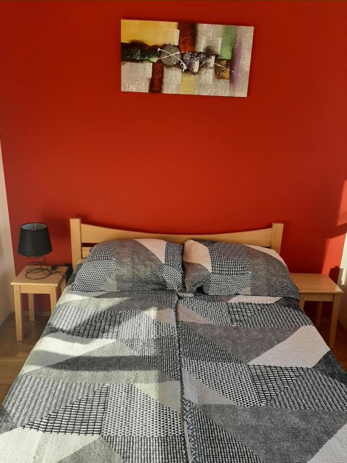 Belmir Apartment Mali Mokri Lug ภายนอก รูปภาพ