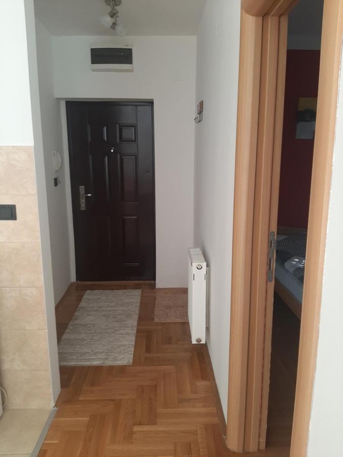Belmir Apartment Mali Mokri Lug ภายนอก รูปภาพ