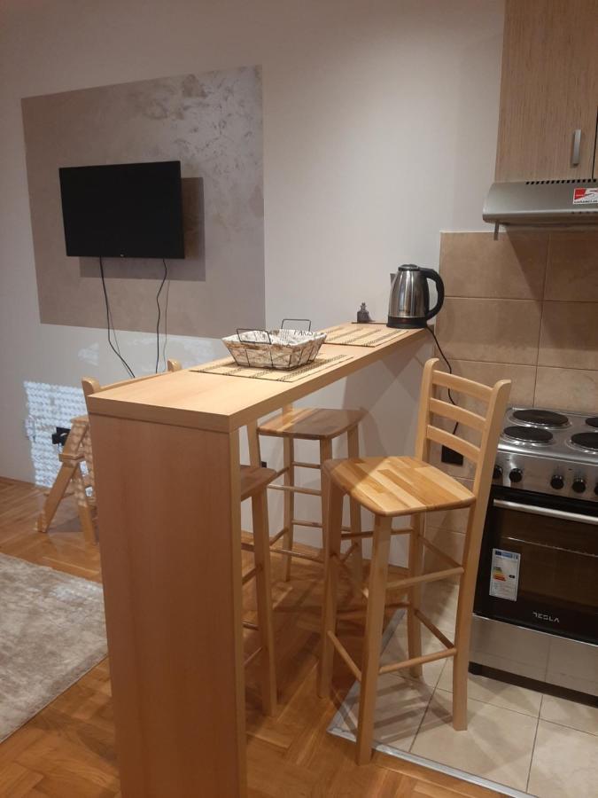 Belmir Apartment Mali Mokri Lug ภายนอก รูปภาพ