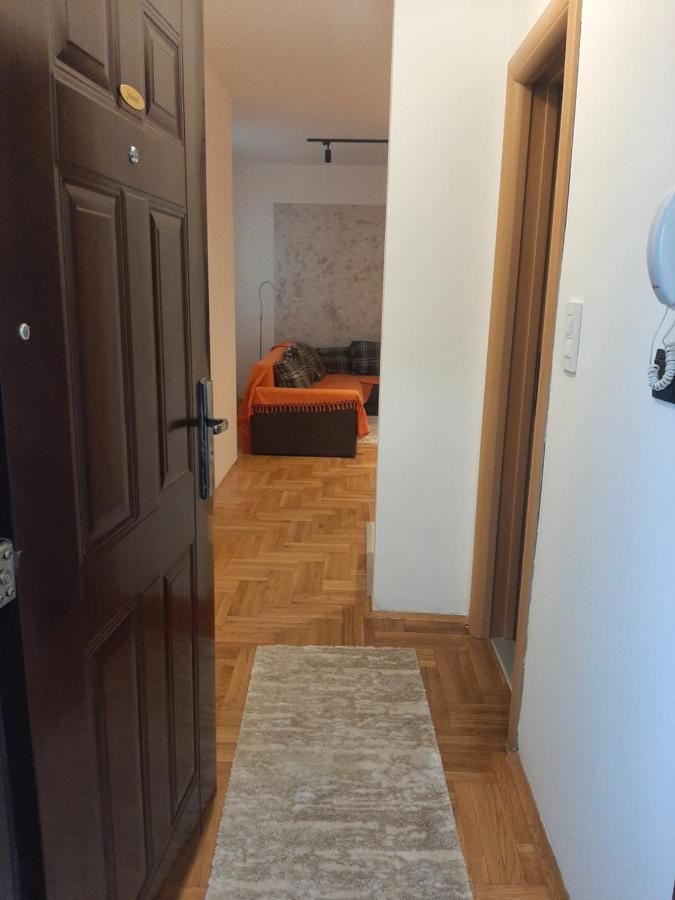 Belmir Apartment Mali Mokri Lug ภายนอก รูปภาพ