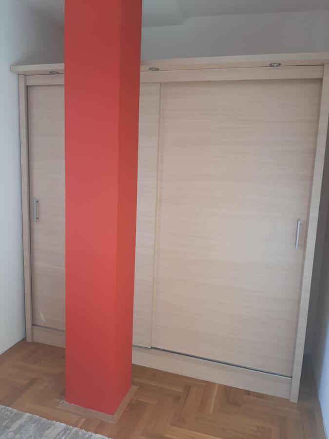 Belmir Apartment Mali Mokri Lug ภายนอก รูปภาพ